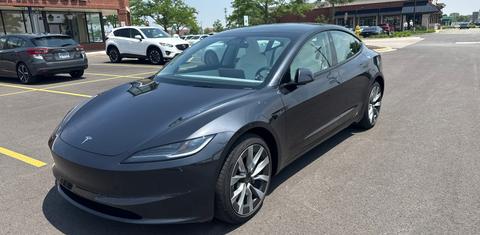 Tesla Model 3 2025