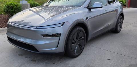 Tesla Model Y 2026