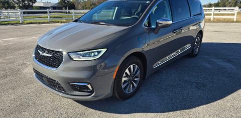 Chrysler Pacifica 2022