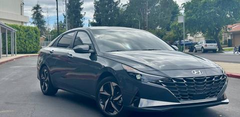 Hyundai Elantra Hybrid 2023