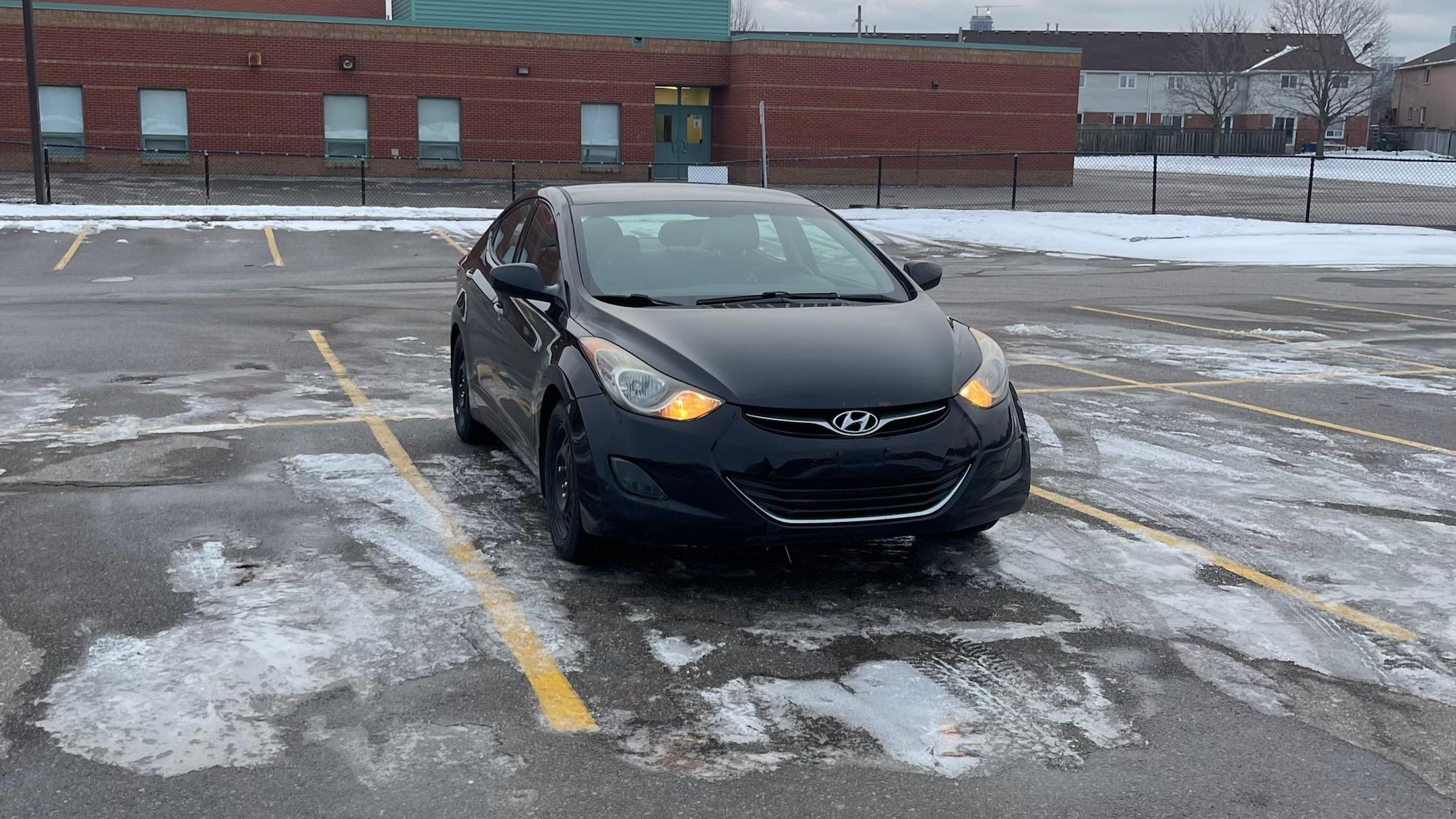 Hyundai Elantra 2013 à 