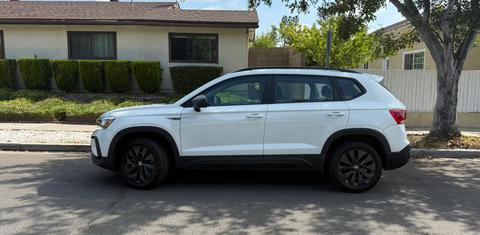 Volkswagen Taos 2024