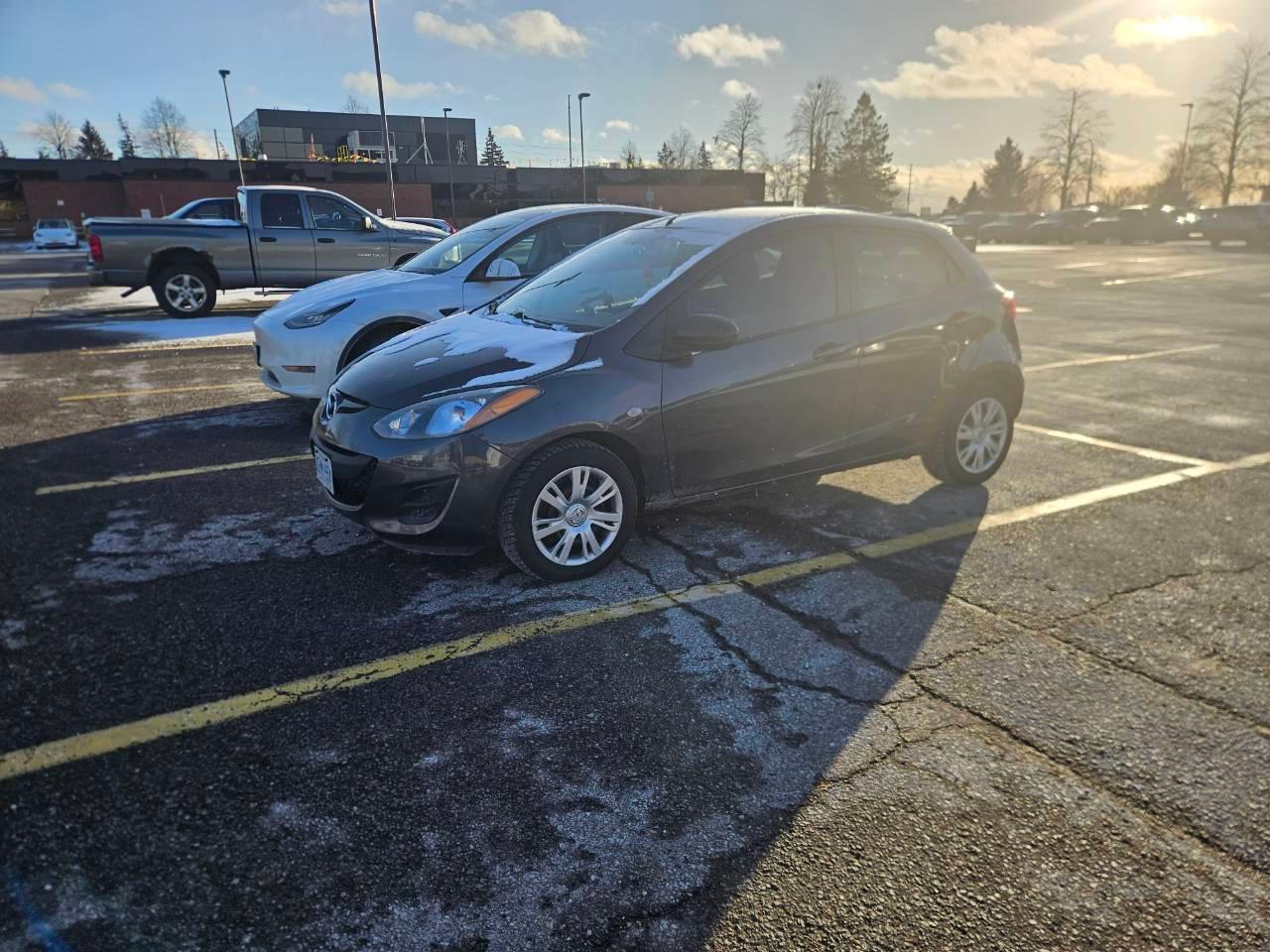 Mazda Mazda2 2013 à Whitby, ON