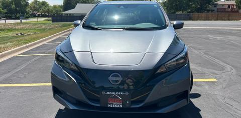Nissan LEAF 2025