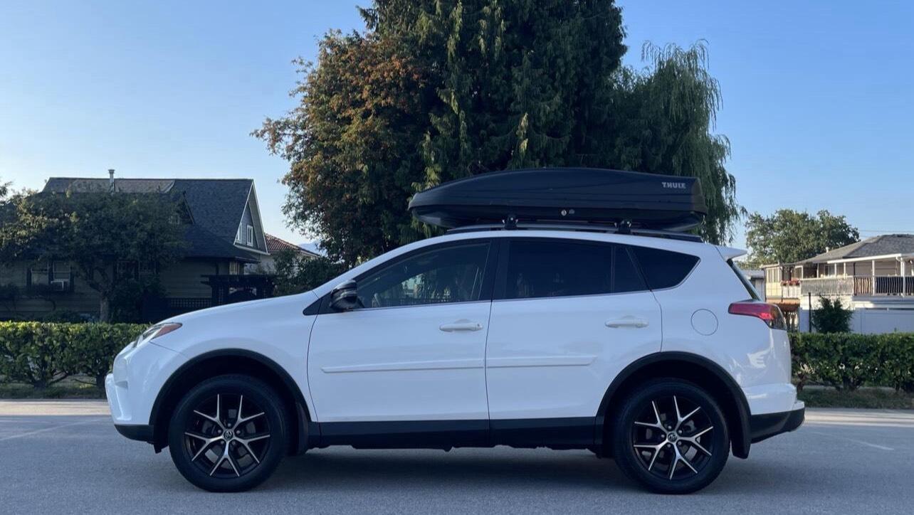 Toyota RAV4 Hybrid 2018 à Vancouver, BC
