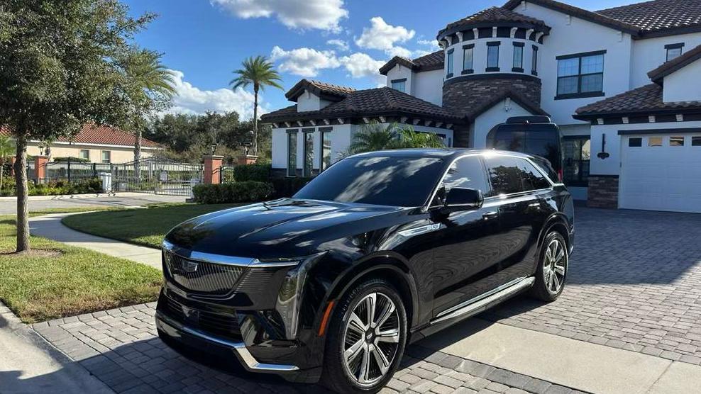 Cadillac Escalade IQ 2025 in 
