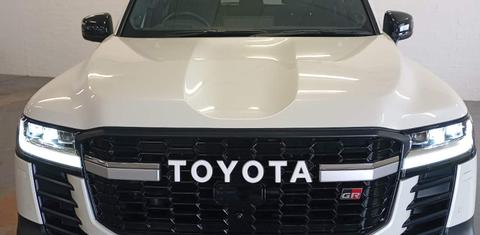 Toyota LANDCRUISER 2023