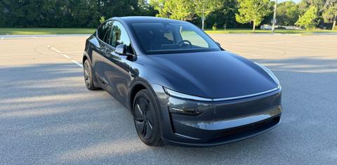 Tesla Model Y 2026