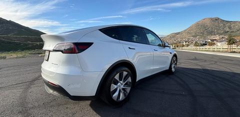 Tesla Model Y 2020