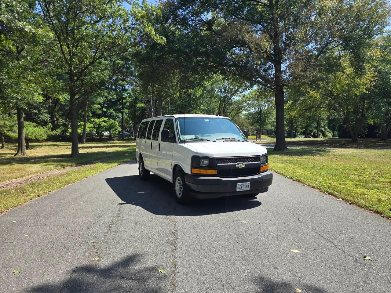 Chevrolet Express 2017 in Vienna, VA