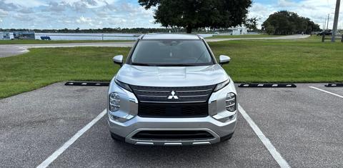 Mitsubishi Outlander 2023
