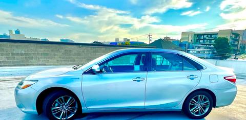 Toyota Camry Hybrid 2015