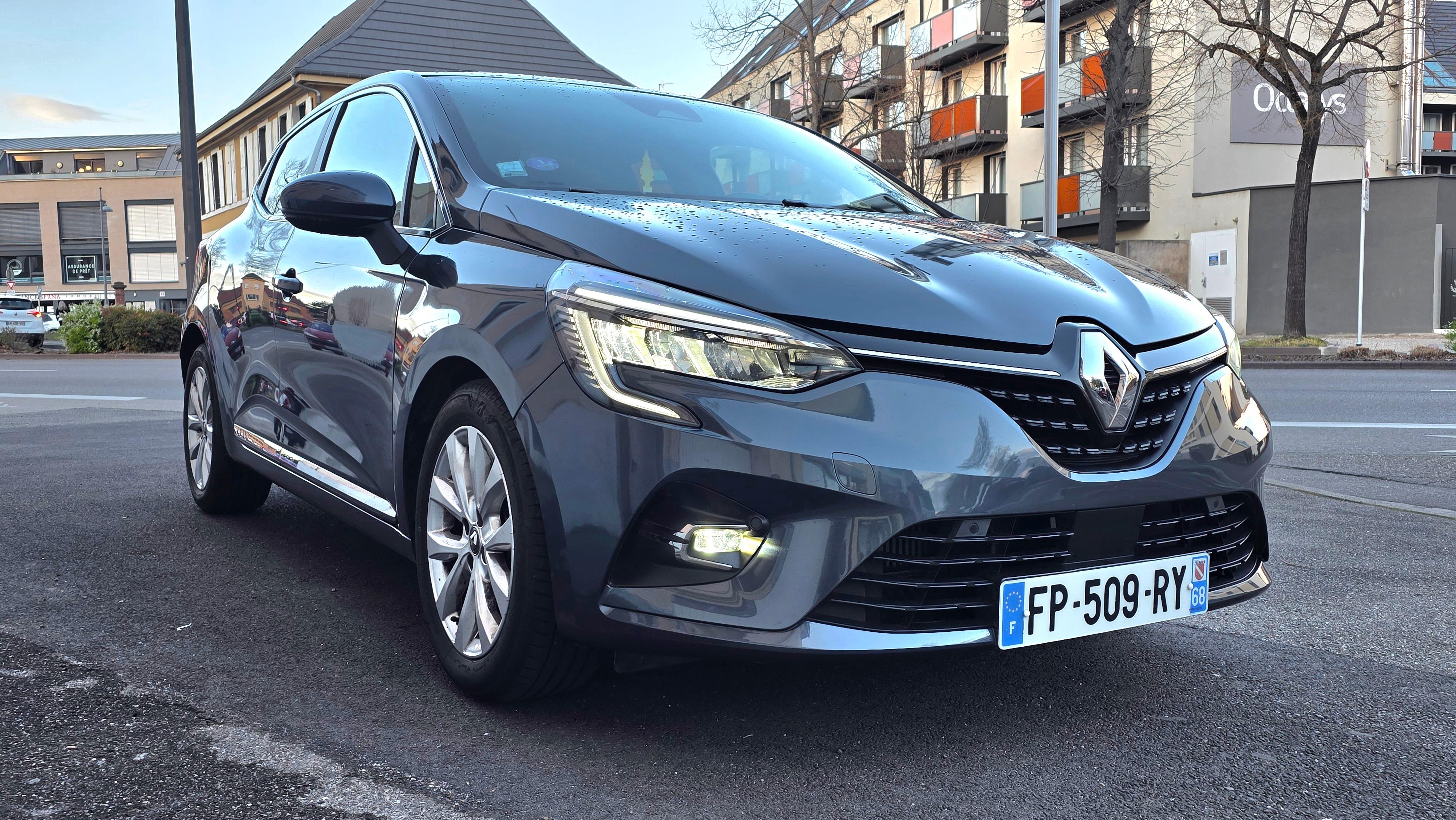 Renault CLIO V 2020 à Colmar
