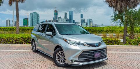 Toyota Sienna 2021