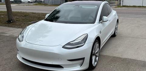 Tesla Model 3 2018