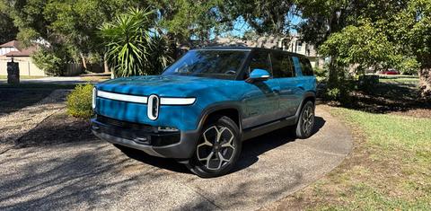 Rivian R1S 2024