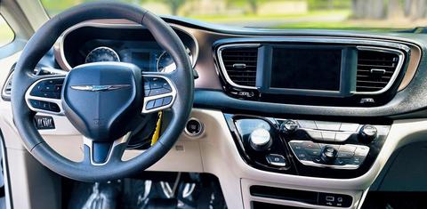 Chrysler Pacifica 2018