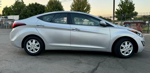 Hyundai Elantra 2016
