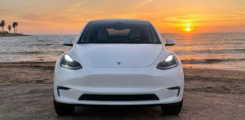 Tesla Model Y 2023