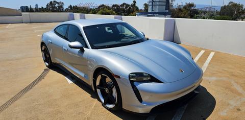 Porsche Taycan 2021