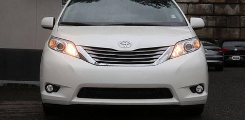 Toyota Sienna 2016