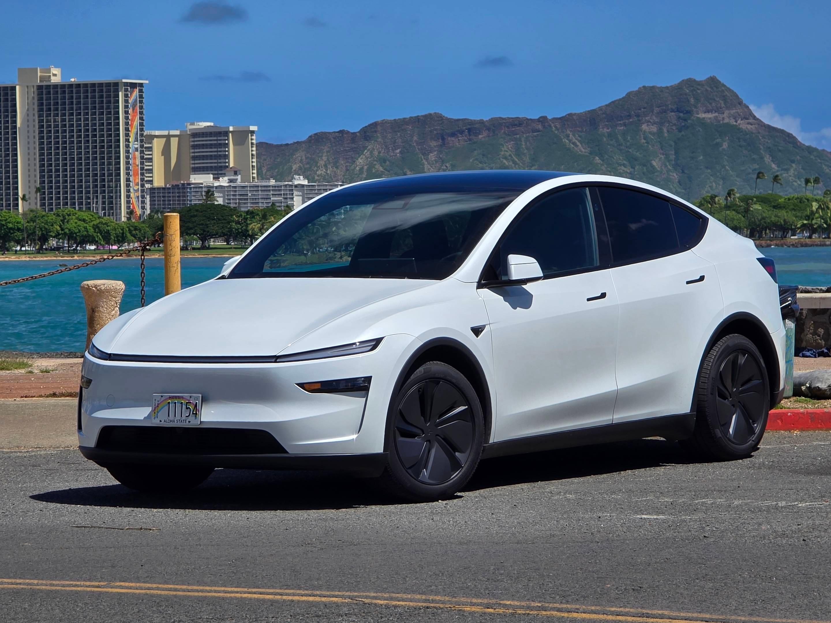 Tesla Model Y 2026 in Honolulu, HI