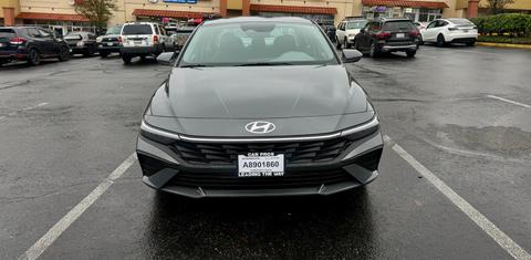 Hyundai Elantra 2025