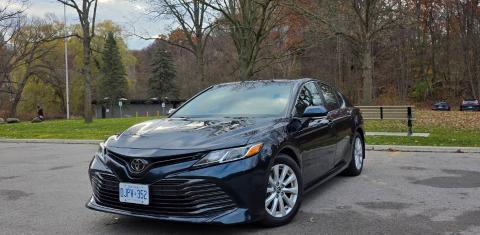 Toyota Camry 2019