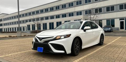 Toyota Camry 2021