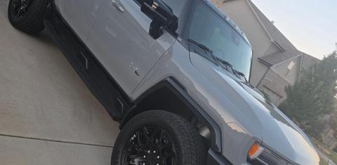 GMC HUMMER EV 2026
