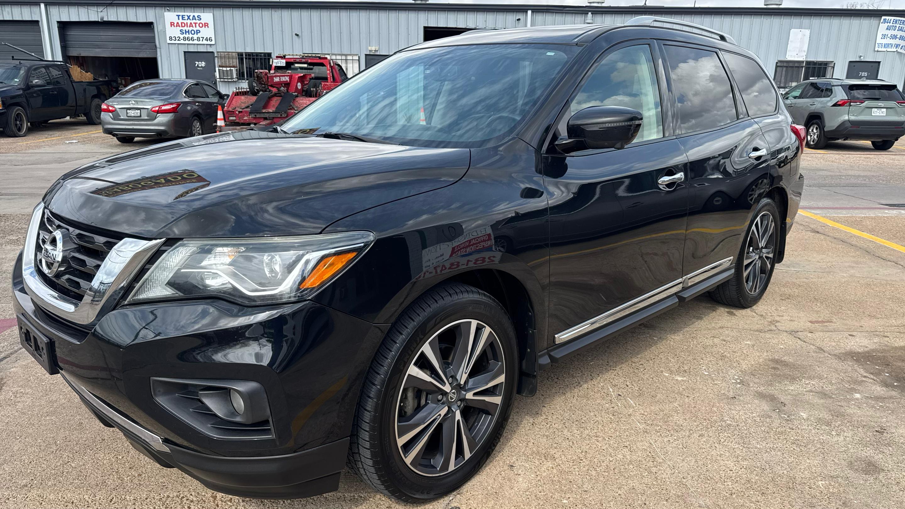 Nissan Pathfinder 2019 in 