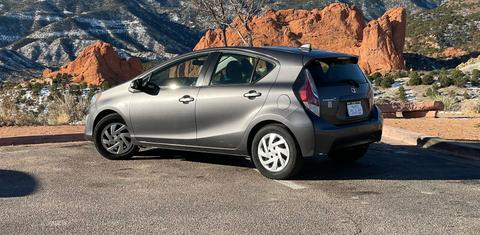 Toyota Prius c 2015