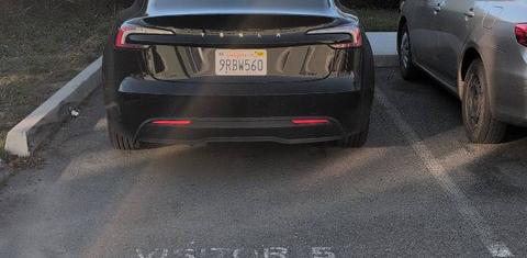 Tesla Model 3 2025