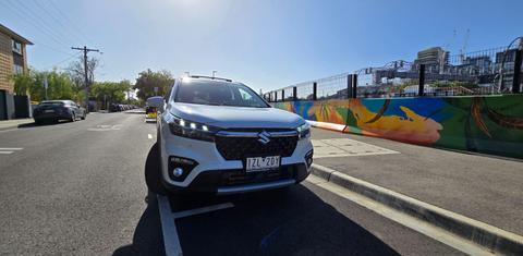 Suzuki S-CROSS 2023