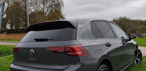 Volkswagen GOLF 2025