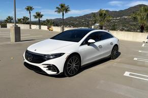 Mercedes-Benz EQS 2025 in Glendale