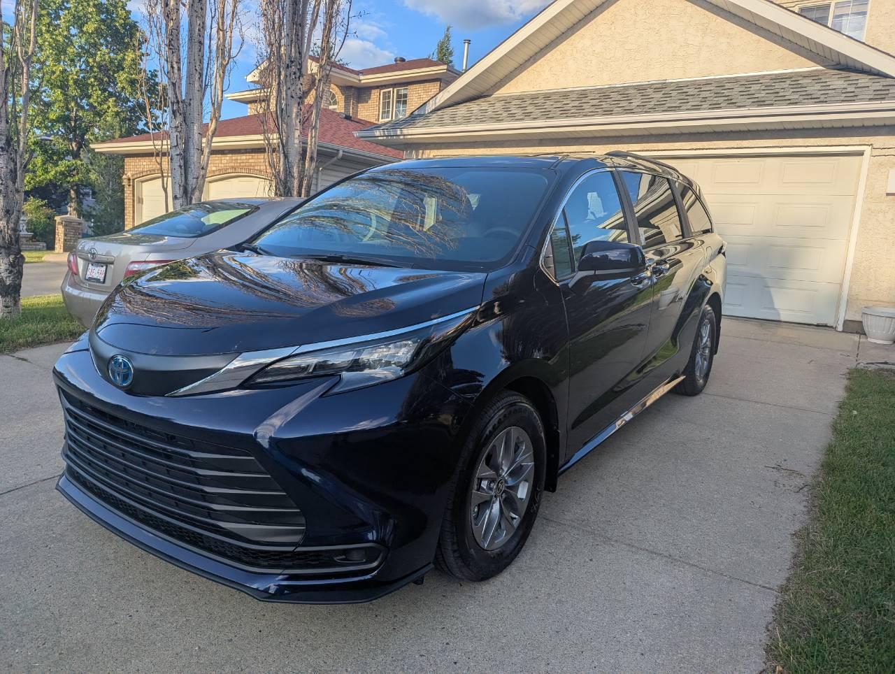 Toyota Sienna 2025 à Edmonton, AB