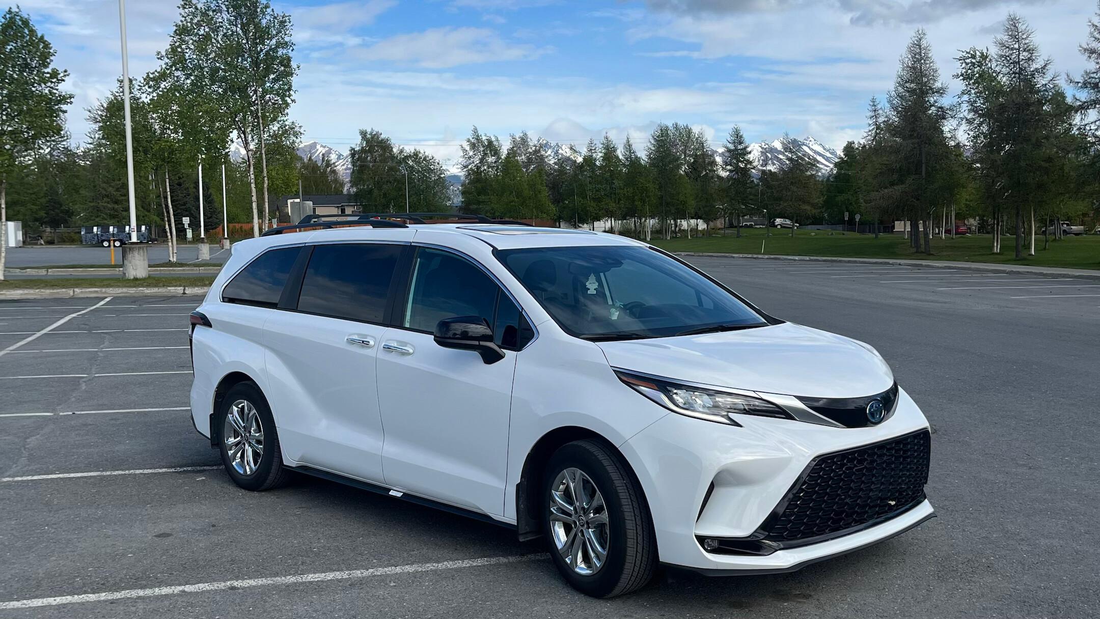 Toyota Sienna 2023 in Anchorage, AK
