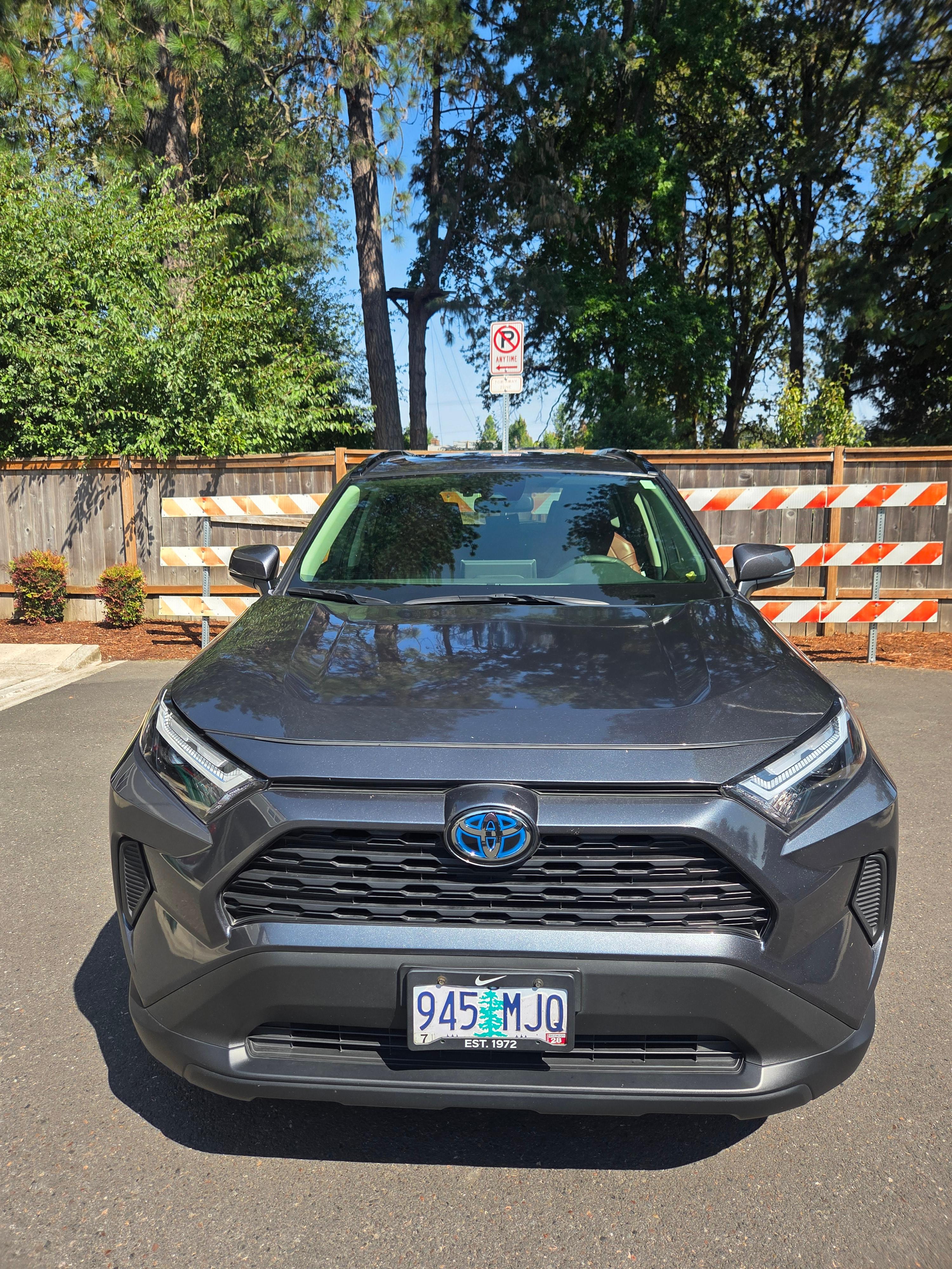 Toyota RAV4 Hybrid 2024 in Beaverton, OR