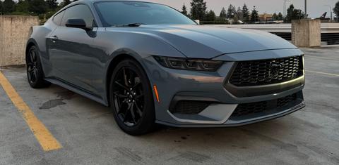 Ford Mustang 2024