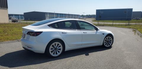 Tesla Model 3 2021