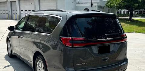 Chrysler Pacifica 2023