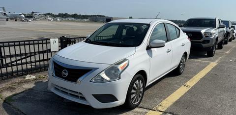 Nissan Versa 2015