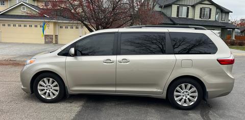 Toyota Sienna 2015