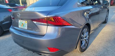 Lexus IS 2018