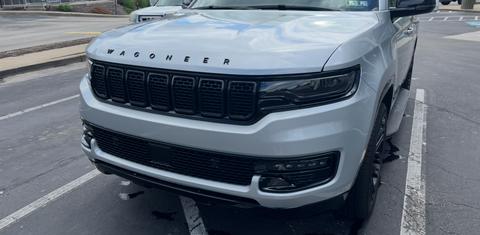 Jeep Wagoneer 2023