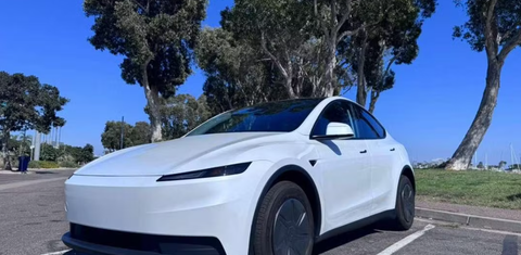 Tesla Model Y 2026
