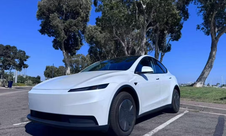 Tesla Model Y 2026 in San Diego, CA