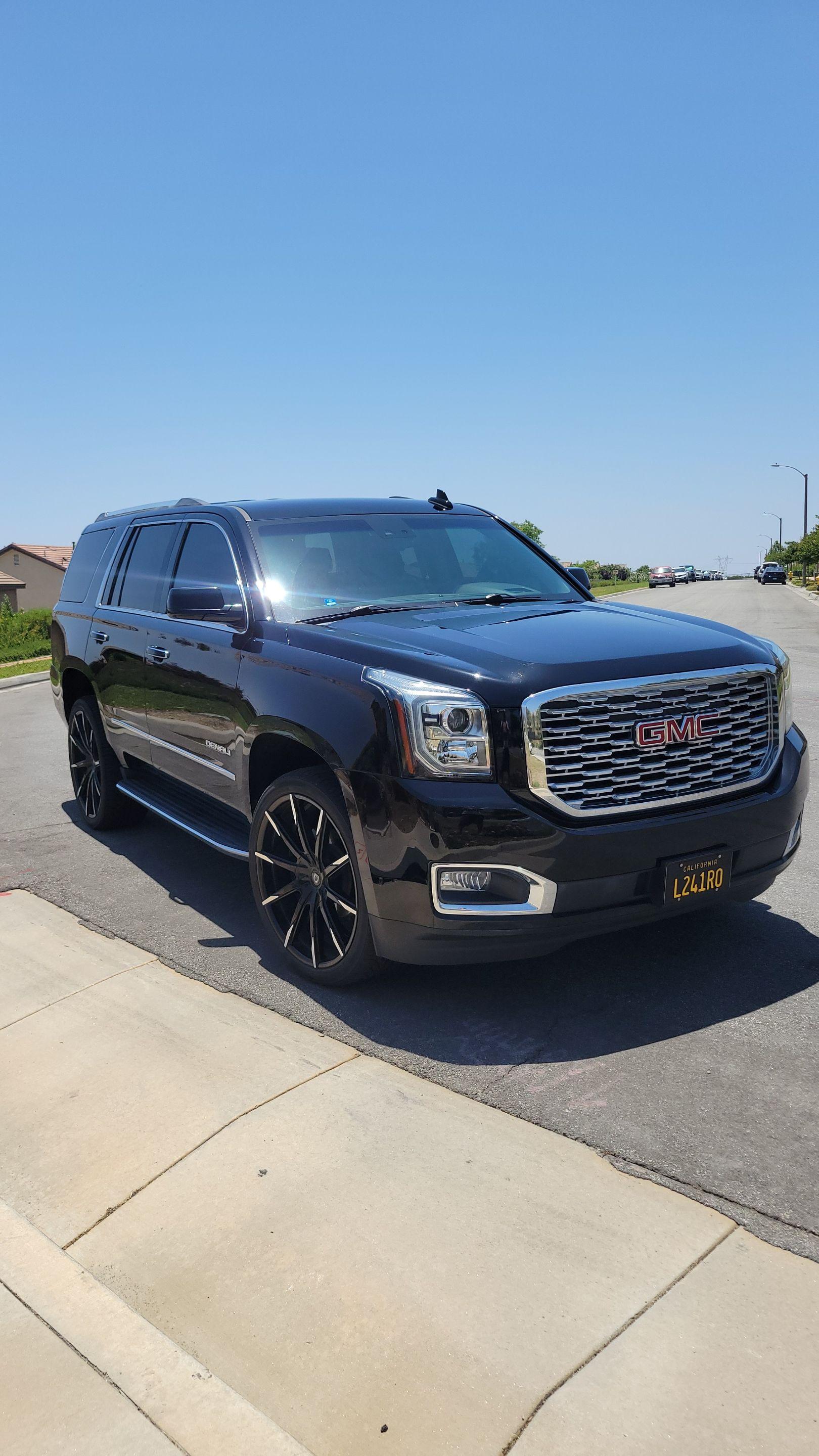 GMC Yukon 2018 in 
