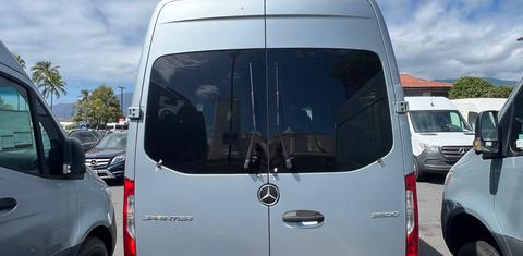 Mercedes-Benz Sprinter 2025